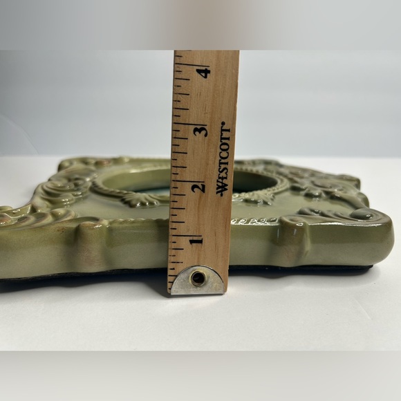 Light Green Antique Style Chunky Photo Frame / 9” x 7” Picture Frame - Picture 9 of 11